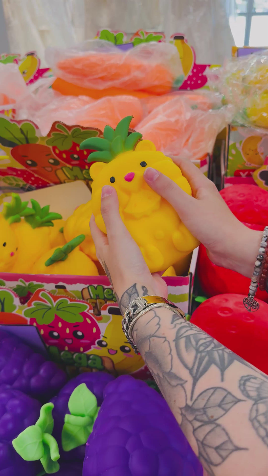 Jumbo Pineapple Hamster