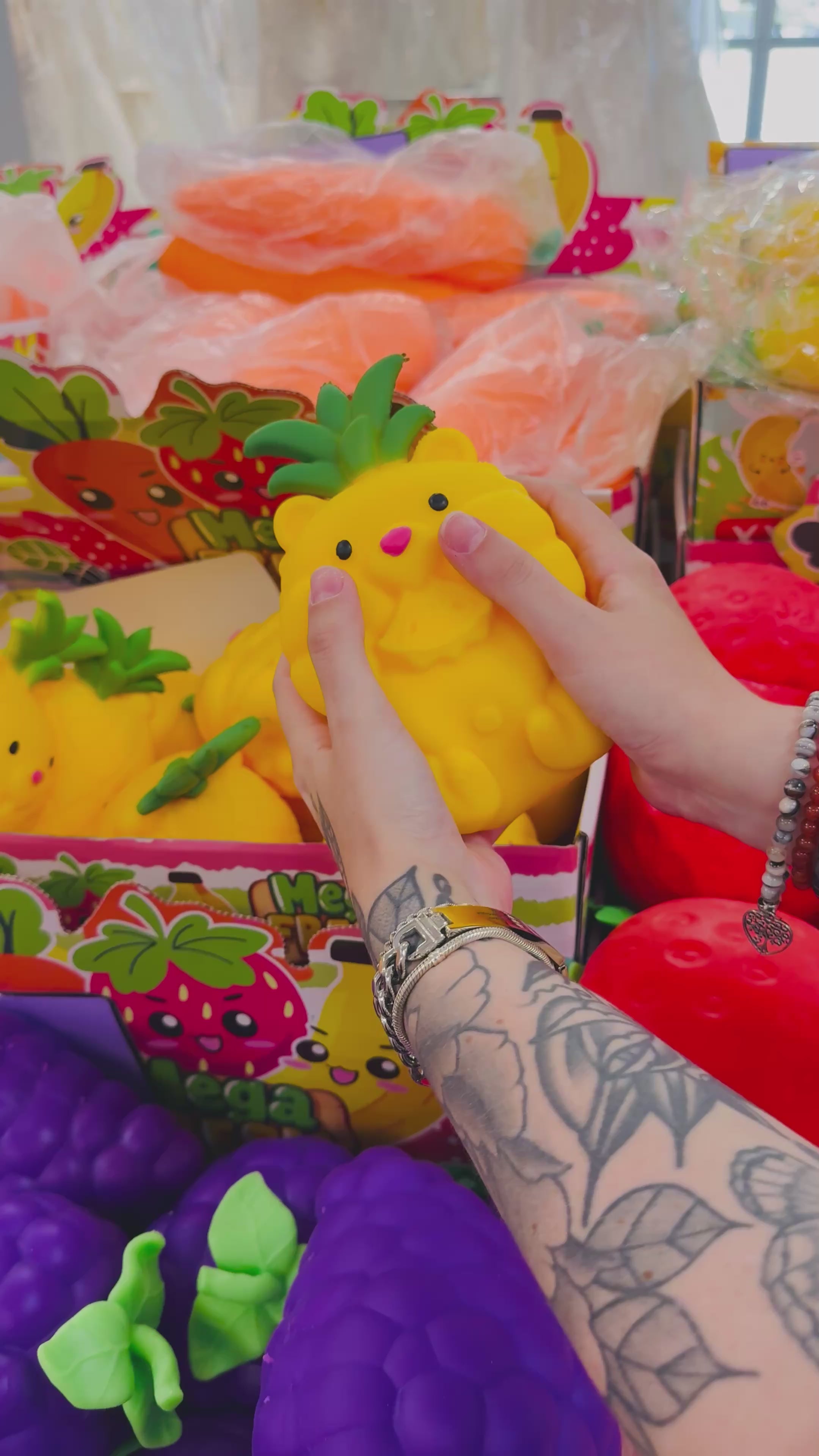 Jumbo Pineapple Hamster
