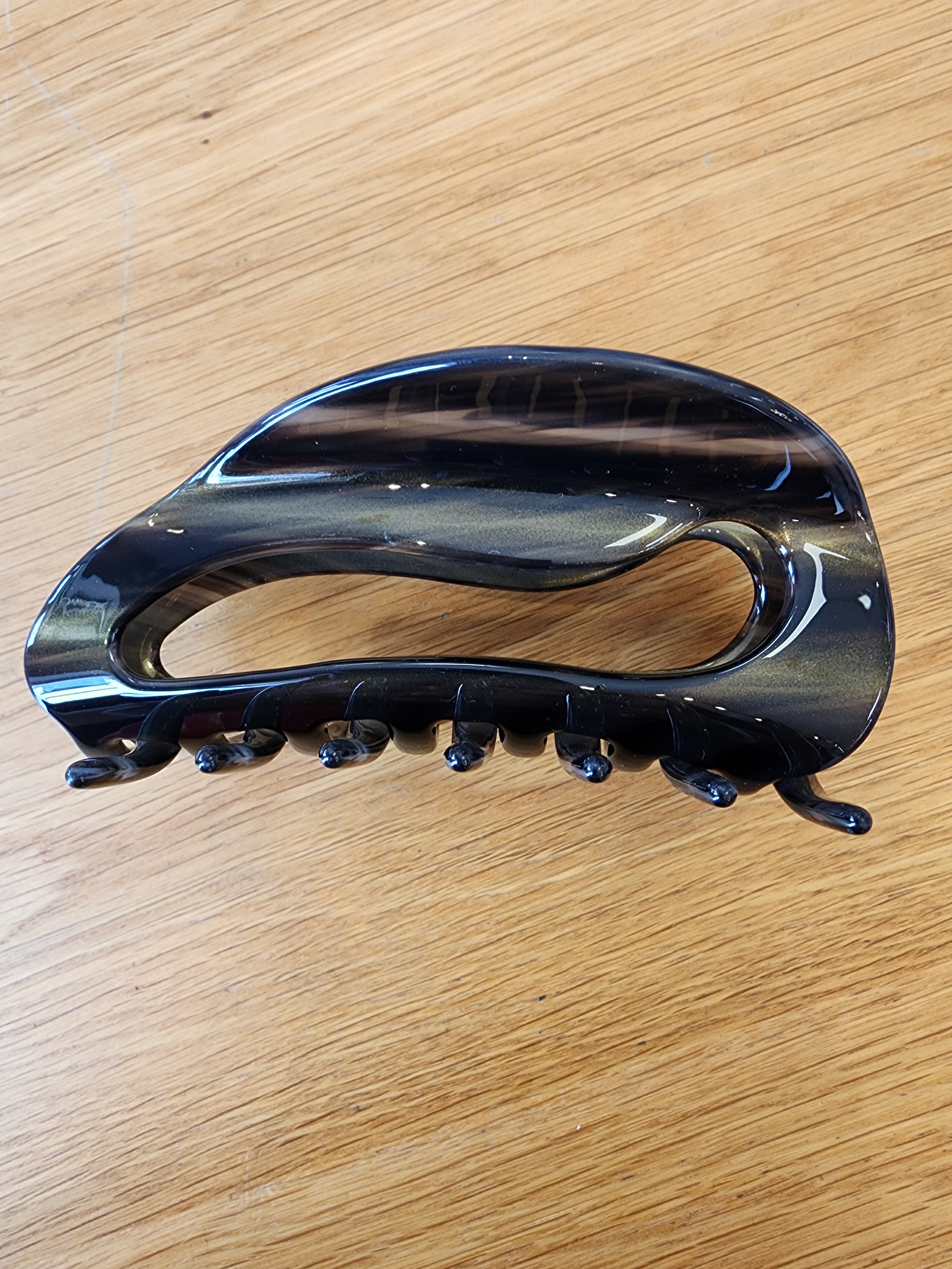 Large Clip