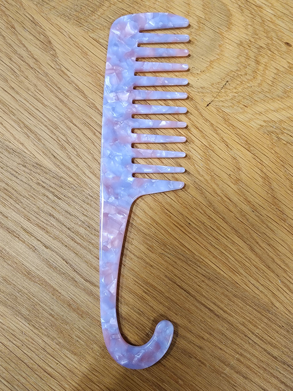 Large Tail Comb