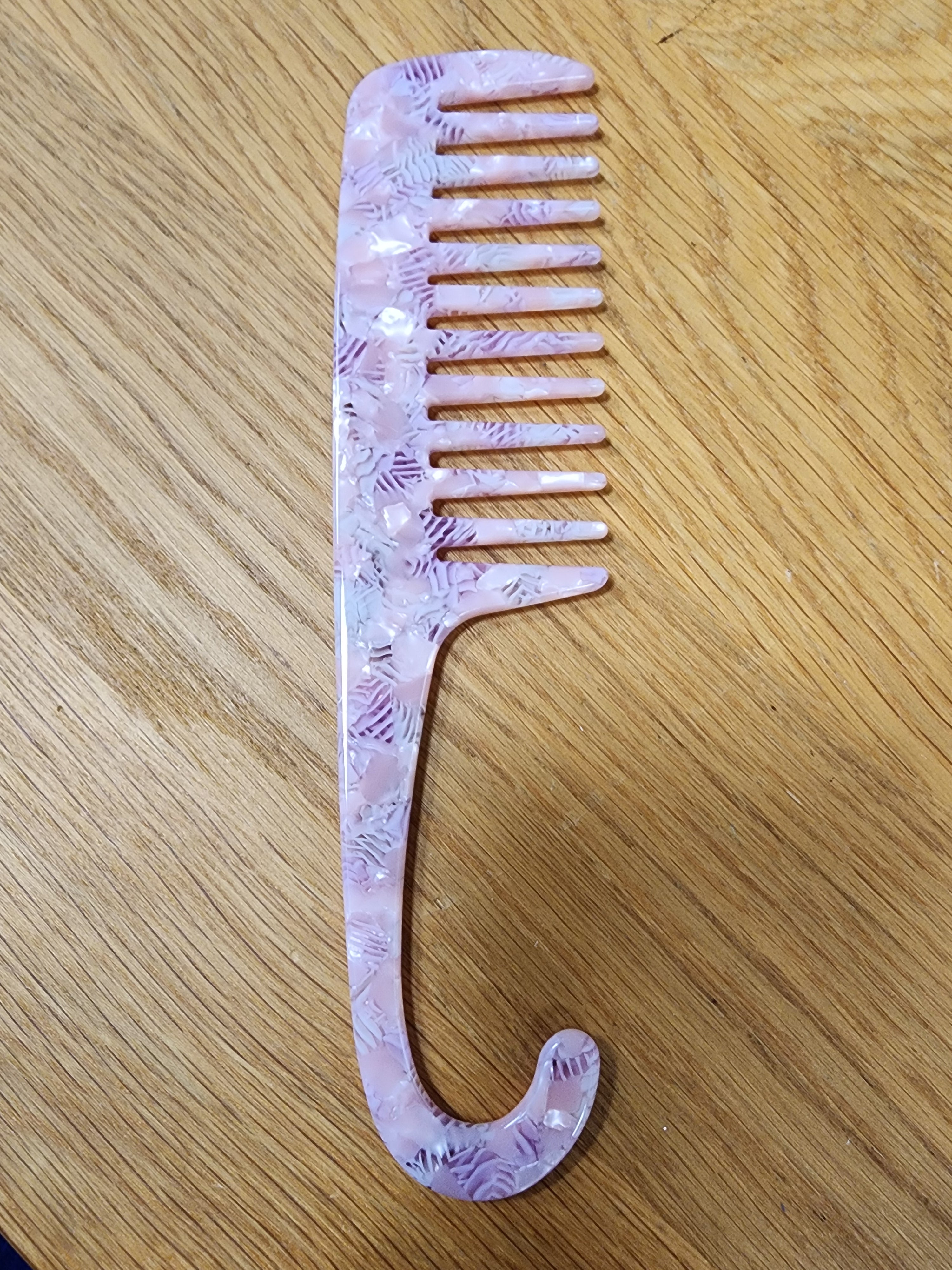 Large Tail Comb
